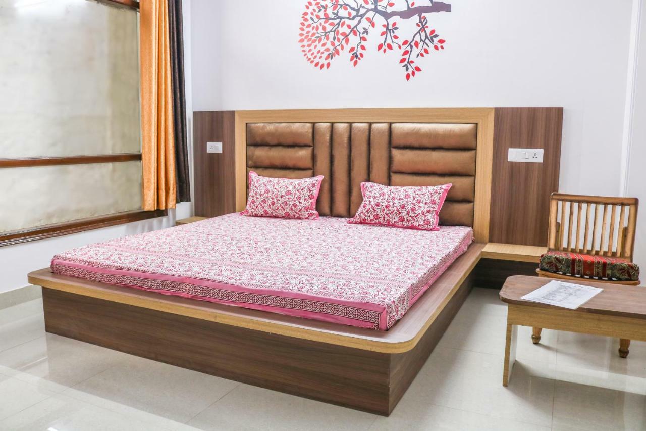 Sai Alok Homestay Shimla Eksteriør billede